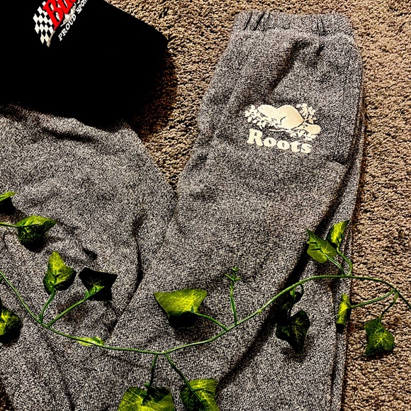 Roots xxs new sweatpants - Picture 1 of 2